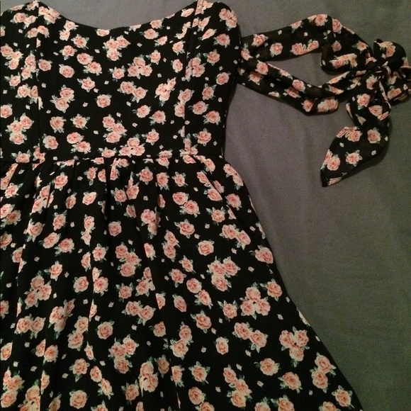 Floral Print Black and Pink Off the Shoulders Boho Mini Dress Size Small S - Picture 15 of 15